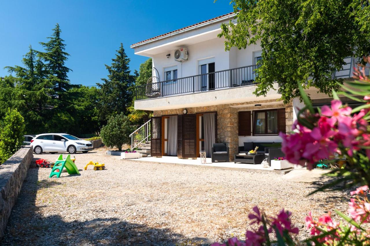 Apartment Lora Crikvenica Exterior photo